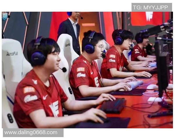 聚焦英雄联盟WE战队的团队协作与默契配合探讨